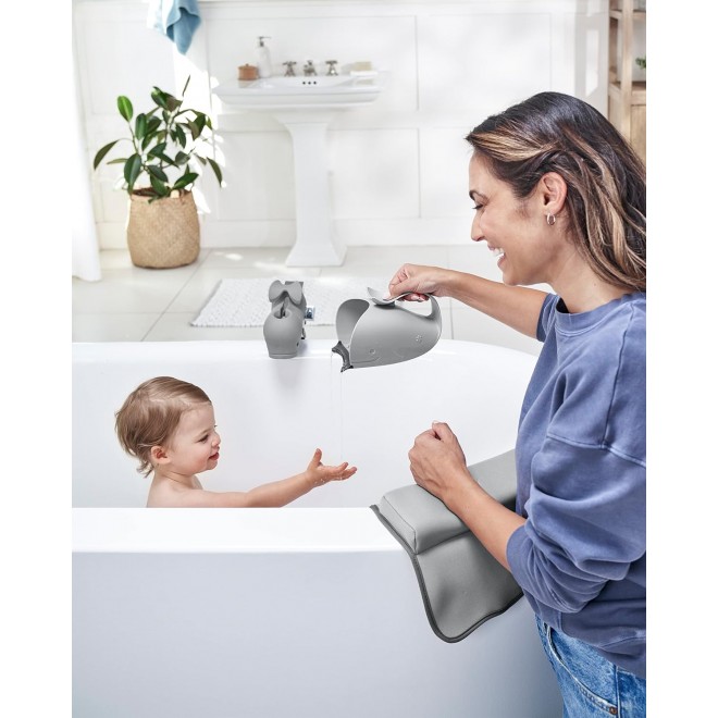 Skip Hop Baby Bath Rinse Cup, Moby Tear-free Waterfall Rinser