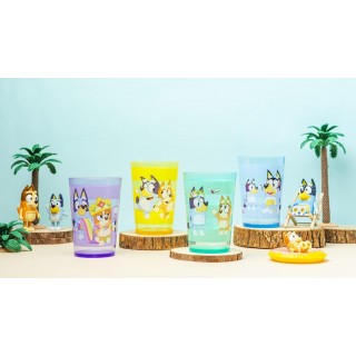 Plastic Cups with Variety Artwork, Fun Drinkware is Perfect for Kids