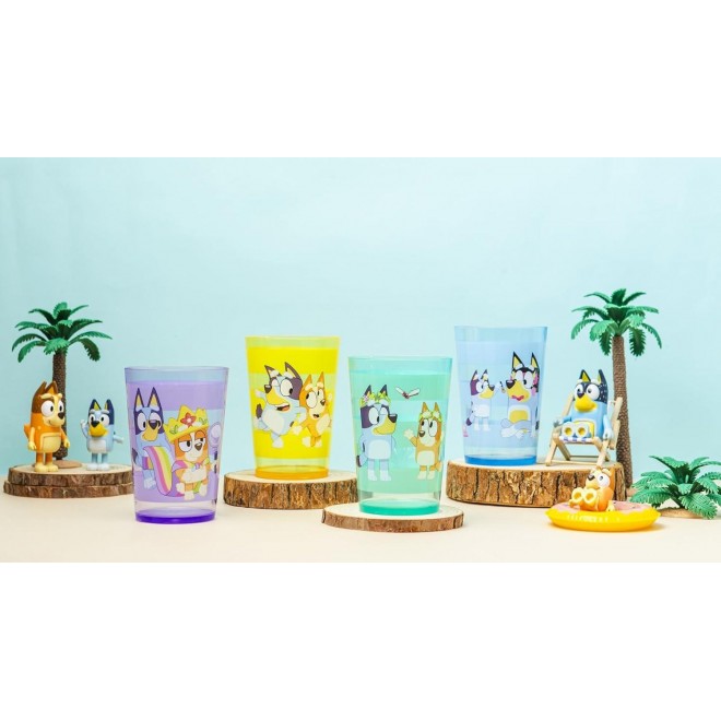 Plastic Cups with Variety Artwork, Fun Drinkware is Perfect for Kids